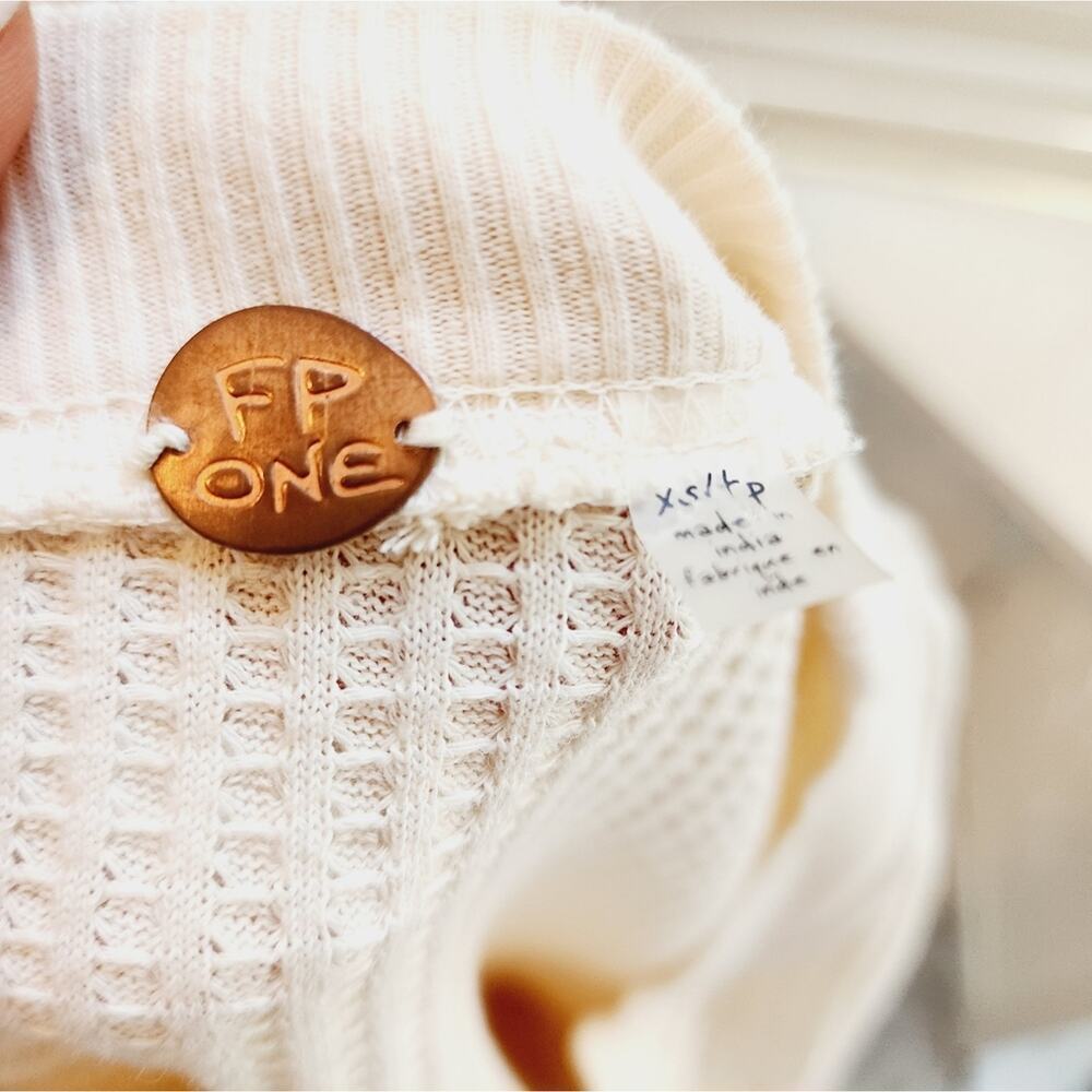 Free People(We the Free) NWT Tasha Thermal Top Ivory XS - Picture 7 of 7